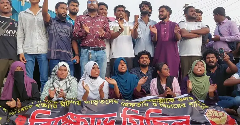 গাজীপুরে মহাসড়ক অবরোধ